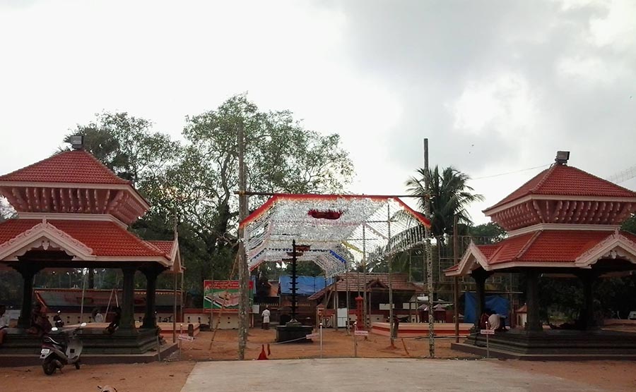 Puttungal Devi Temple Paravur Kerala
