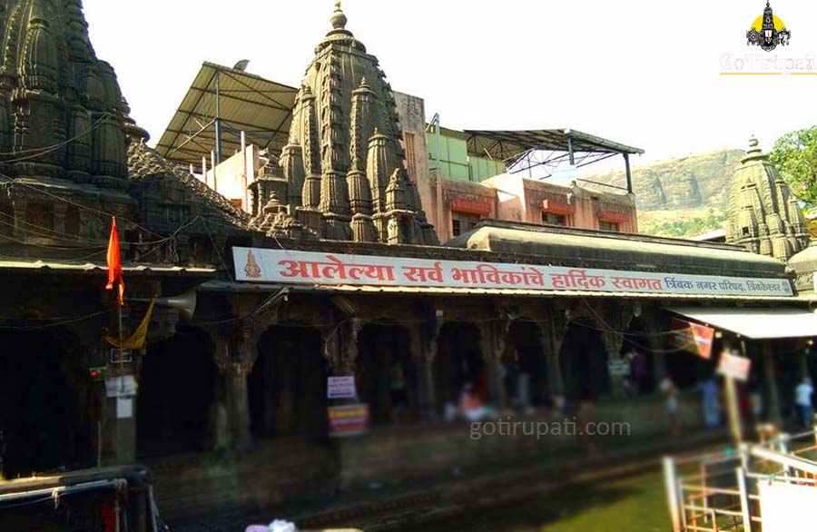 Trimbakeshwar Shiva Temple Abhishekam