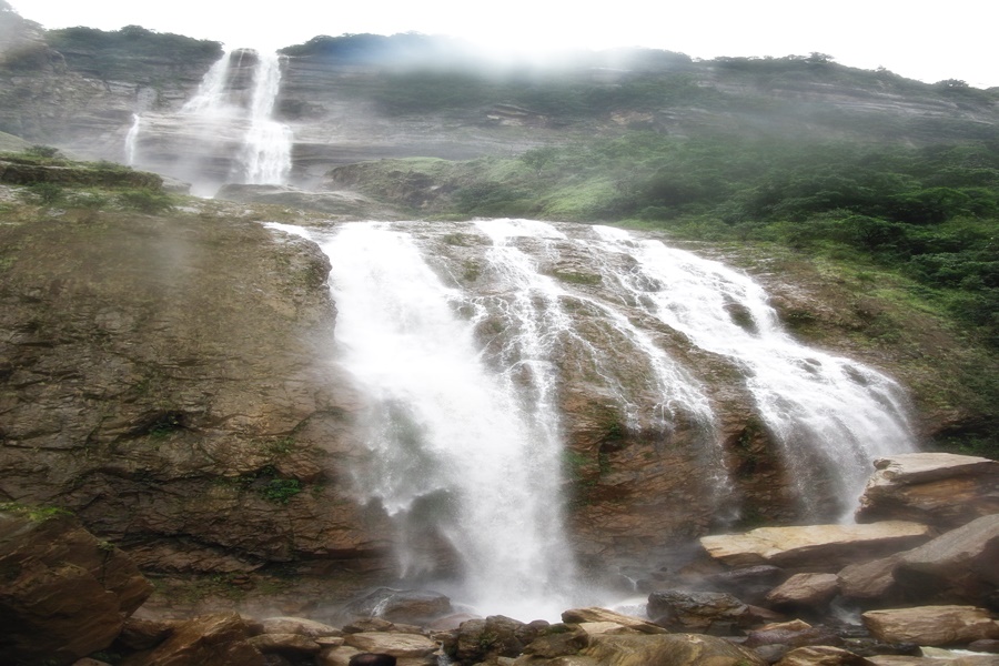Kynrem Falls a Places to Visit in Cherrapunjee