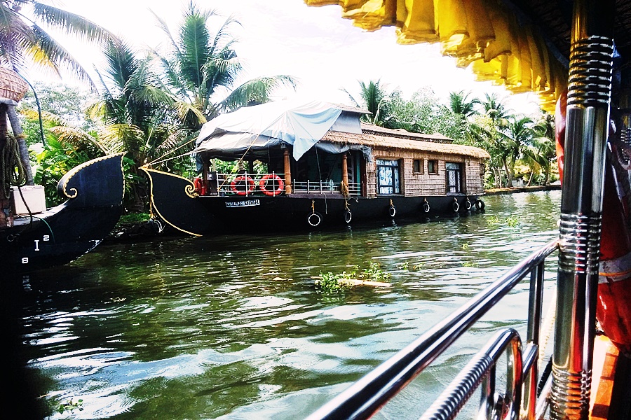 Alleppey a tourist place in Kerala