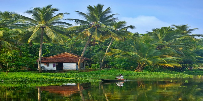 kerala tour packages from pune by train